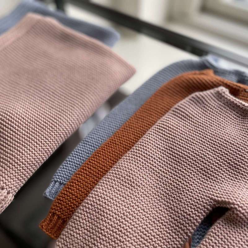 Memories by Así Docka - 43-46 cm. - Varm Stickade byxor - Ljusblå