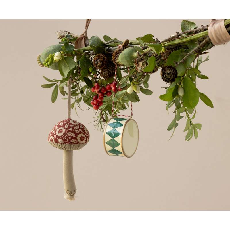 Maileg Julornament - Metall - Trumma - Stor - Mörk Grön 