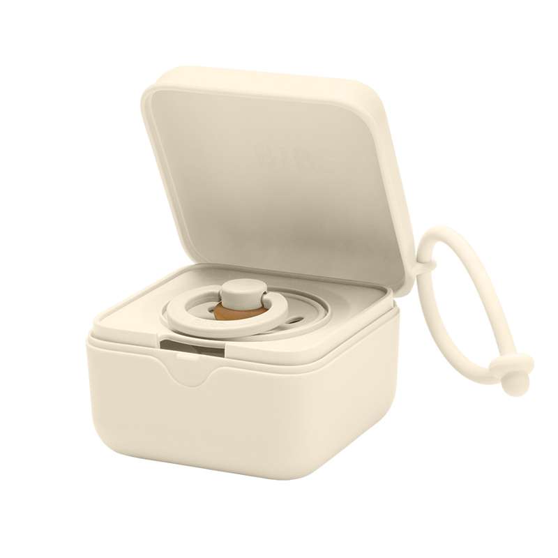 BIBS Tillbehör Nappbox - Suttebox med plats för 3 nappar - Elfenben 