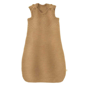 Disana Stickad Sovsäck - Ärmlös - Merinoull - 75 cm. - Karamell 