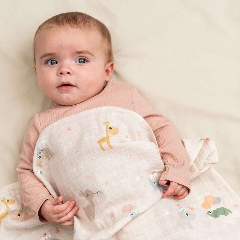 Done by Deer Babysång - Firande - Puder 