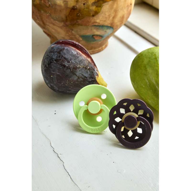 BIBS Rund bohem napp - strl. 2 - naturgummi - Plommon 