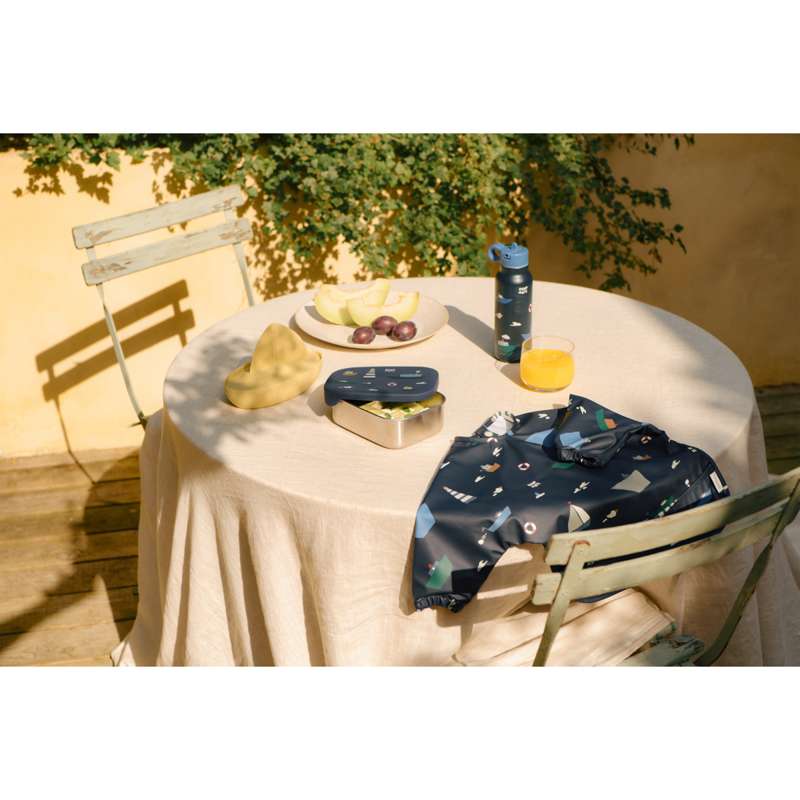 Liewood Arthur Ruminddelt Matlåda - Stål/Silikon - Segling/Klassisk Marin 