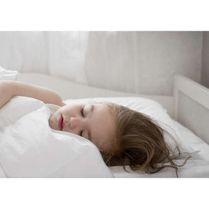 Fossflakes Nordic Sleep 100x140 cm junior täcke och kuddset